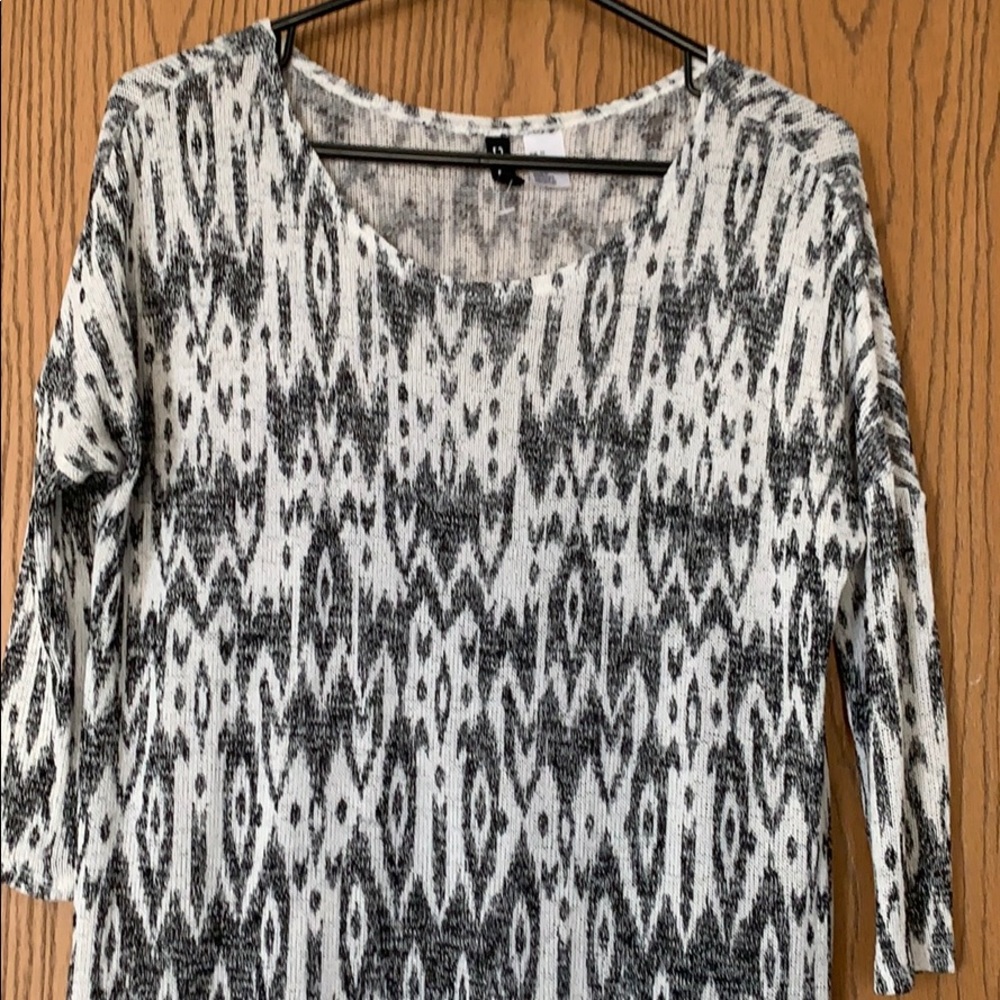 Black and white printed sweater